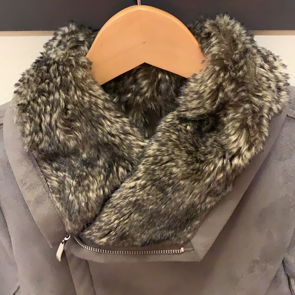 Suede & Fur Coat - Picture 2 of 8